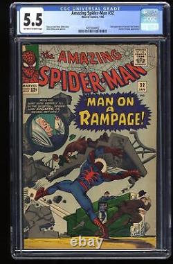 Amazing Spider-Man #32 CGC FN- 5.5 Off White to White Stan Lee and Steve Ditko