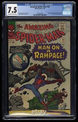 Amazing Spider-Man #32 CGC VF- 7.5 Off White to White Stan Lee and Steve Ditko
