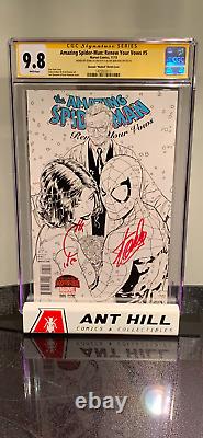 Amazing Spider-Man Renew Your Vows #5 CGC SS 9.8 Signed by Stan Lee Quesada
