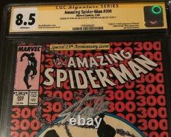 Amazing Spiderman #300 Cgc 8.5 Wp Ss Signed By Stan Lee & Mcfarlane First Venom