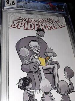 Amazing Spider-man #14 Marvel 2014 S. Young C2e2 B&w Cgc 9.6 Stan Lee Tribute