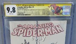 Amazing Spider-man #1 (signé X3 Stan Lee, Skottie Young Variant) Cgc 9.8 2014