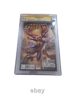 Incroyable Spider-man #1 Cgc 9.8 Signé Stan Lee. IL N'y En A Qu'un! Variant