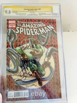 Incroyable Spiderman #700 Cgc 9,6 Comme (9.8) Ss 5x Stan Lee, Todd Mcfarlane Signé