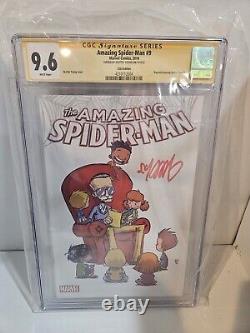 L'incroyable Spider-Man 9 CGC SS 9.6 Skottie Young C2E2 Stan Lee Variant 2014