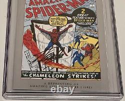 Spider-Man Incroyable #1 CGC 9.2 SS Stan Lee Signé Marvel Milestone Ed Signature