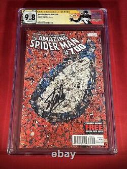 Spider-Man étonnant #700 CGC 9.8 signé par Stan Lee NOUVEAU BOÎTIER
