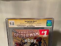 Spider-Man étonnant n° 1 2014 CGC SS 9.8 Stan Lee -Ramos- Slott Caméo de Cindy Moon