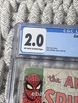 Spider-Man incroyable 3 CGC 2.0/1er Doc Oc/ Pages blanc cassé-blanc/ Âge d'argent