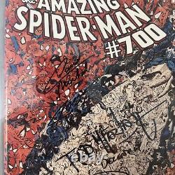 Spider-Man incroyable #700 CGC 9.6 Signé Stan Lee, McFarlane, Romita, Sinnott +++