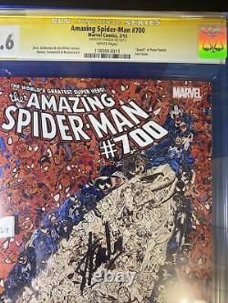 Spiderman Étonnant 700 Cgc 9.6 Signé Par Stan Lee