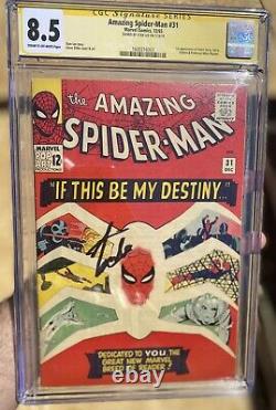 The Amazing Spider-man #31 Cgc 8.5 Ss 1ère Application Gwen Stacy- Signé Par Stan Lee
