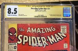 The Amazing Spider-man #31 Cgc 8.5 Ss 1ère Application Gwen Stacy- Signé Par Stan Lee